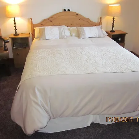 Cois Na Mara Bed & Breakfast Cleggan