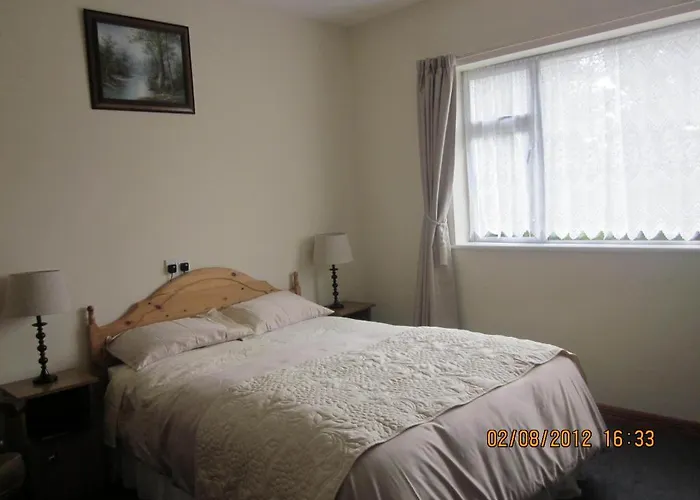 Cois Na Mara Couette-café 3*